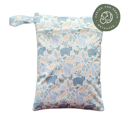 Der schwedische Wald | Wetbag mittel: Dalahjortron - - MamaMilla