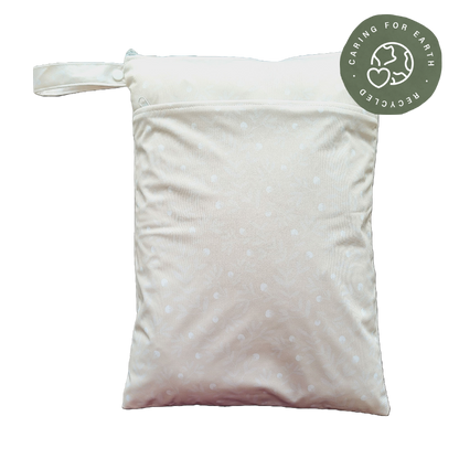Der schwedische Wald | Wetbag mittel: Hjortron - - MamaMilla