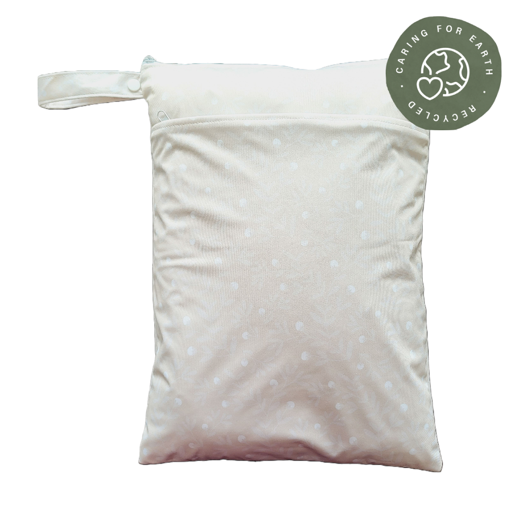 Der schwedische Wald | Wetbag mittel: Dalahjortron - - MamaMilla